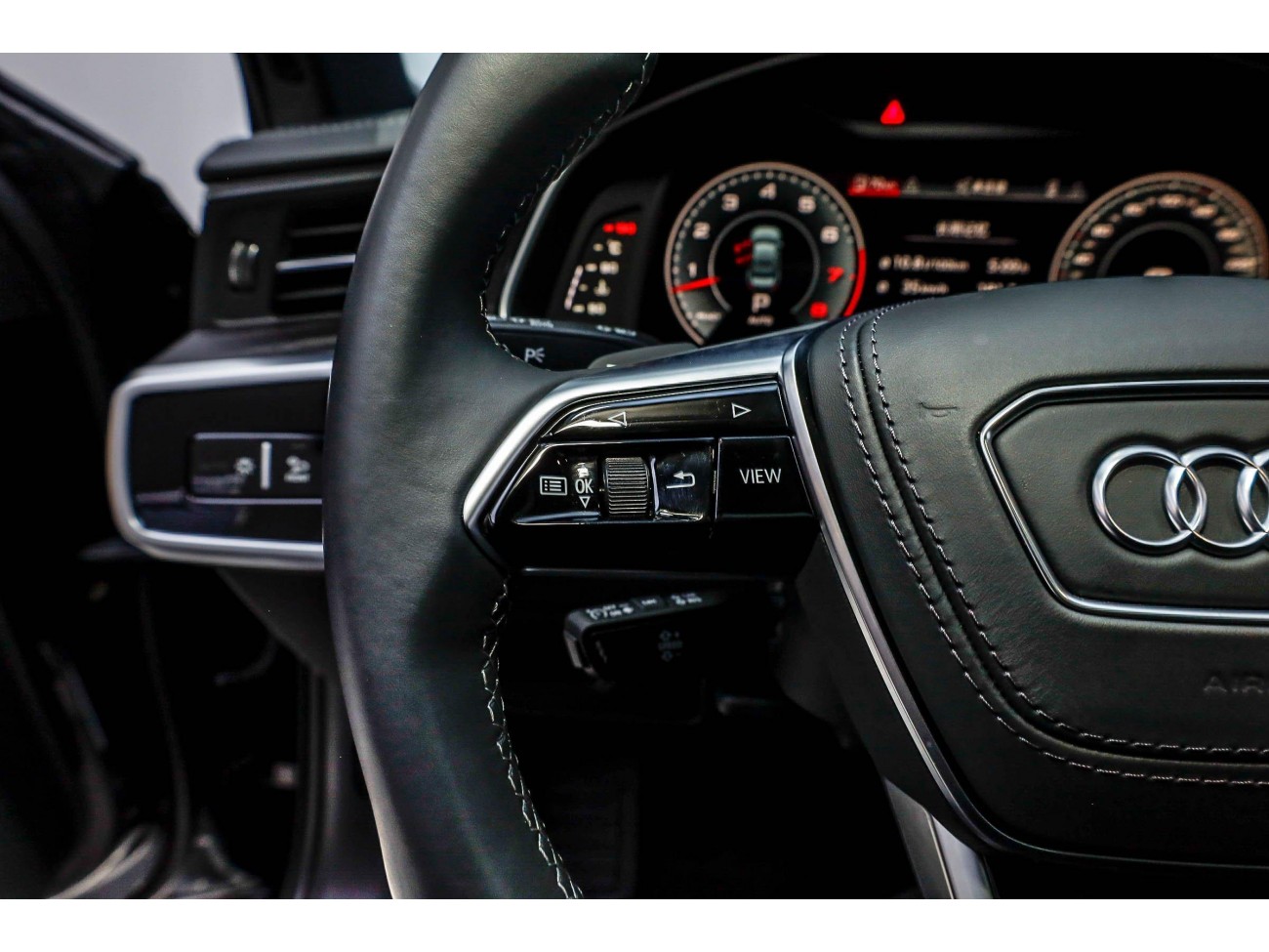 Audi A6L 55 TFSI 2025