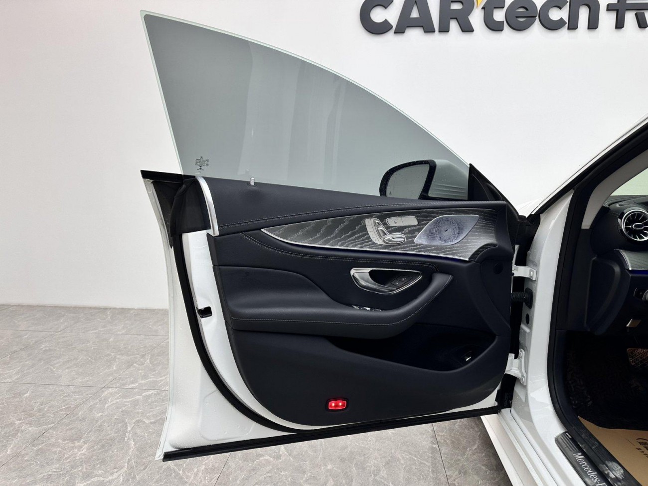 Mercedes-Benz CLS 300 2021