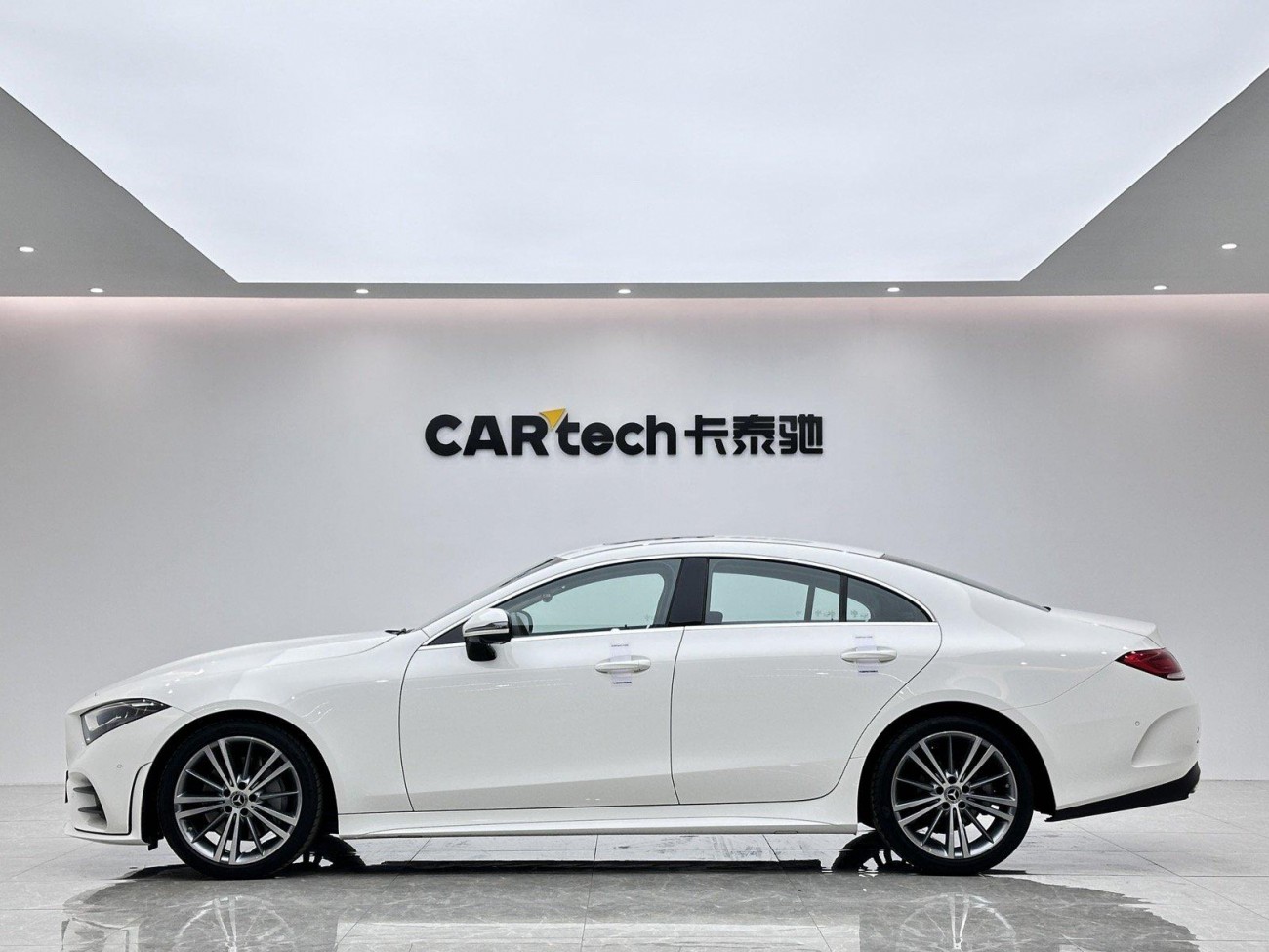 Mercedes-Benz CLS 300 2021