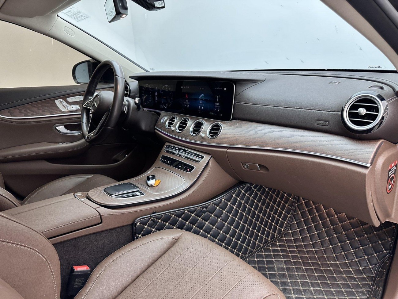 Mercedes-Benz E 300 L 2023