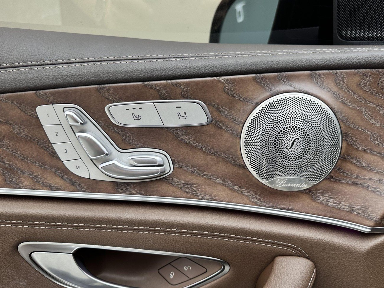 Mercedes-Benz E 300 L 2023