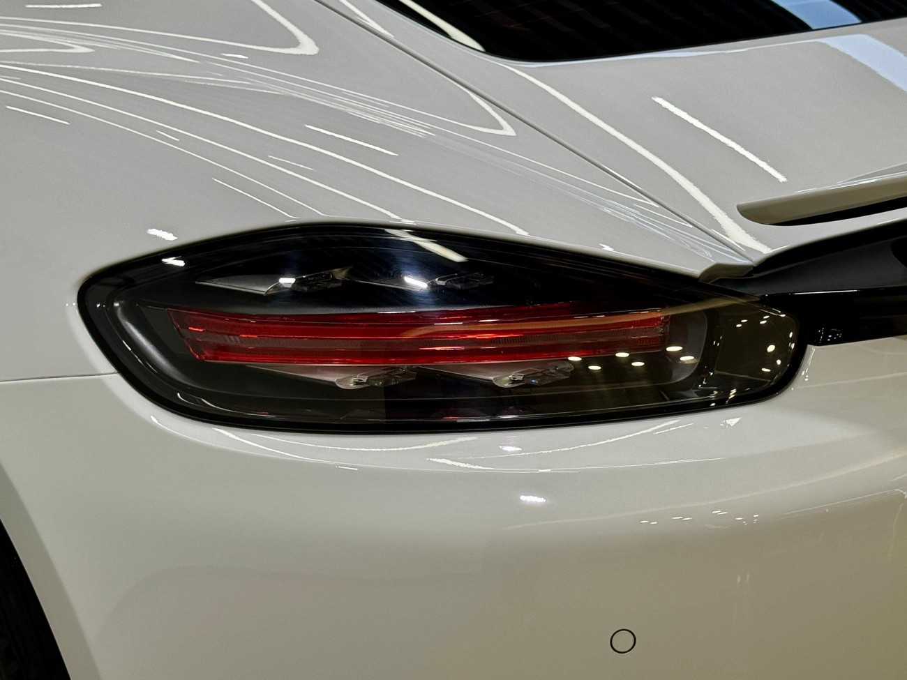 Porsche Cayman 2021
