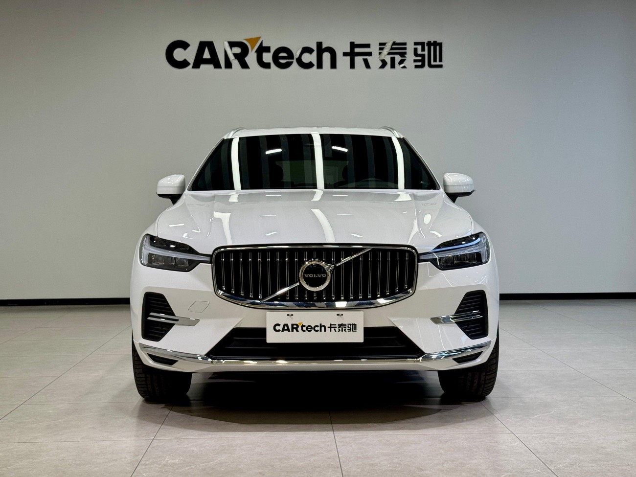 Volvo XC60 2025