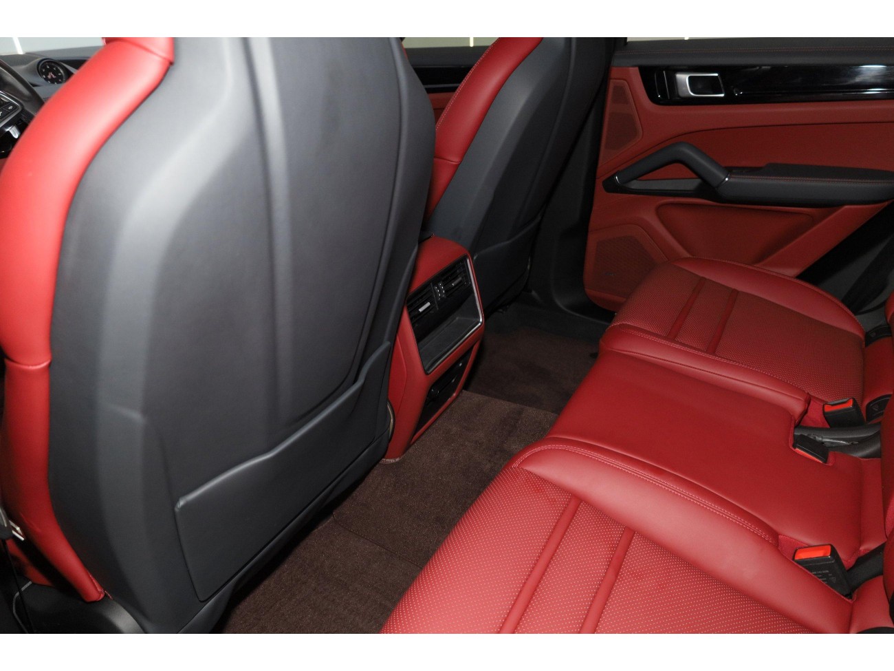 Porsche Cayenne 2019