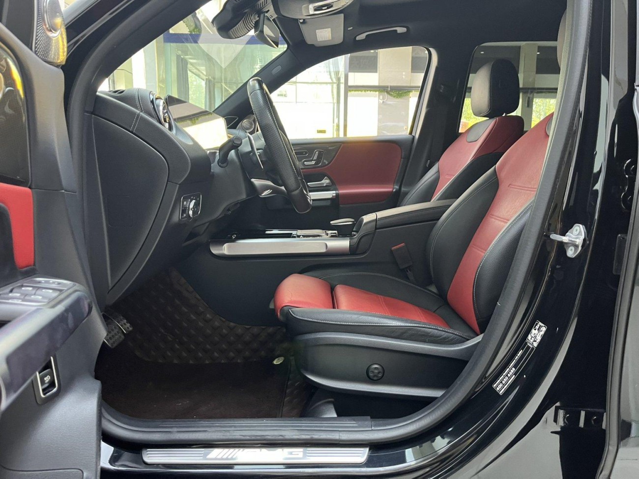 Mercedes-Benz GLB 2023