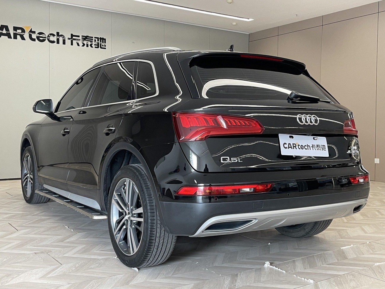 Audi Q5L 45 TFSI 2021
