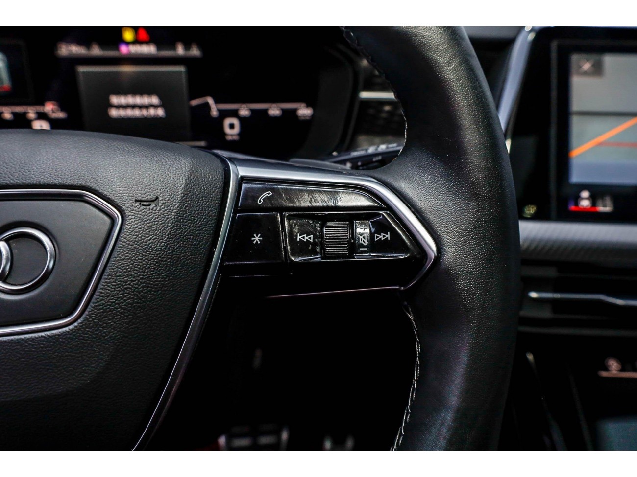 Audi Q6 45 TFSI 2023