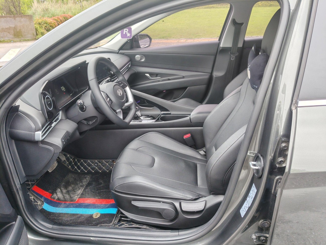 Hyundai Elantra 2024
