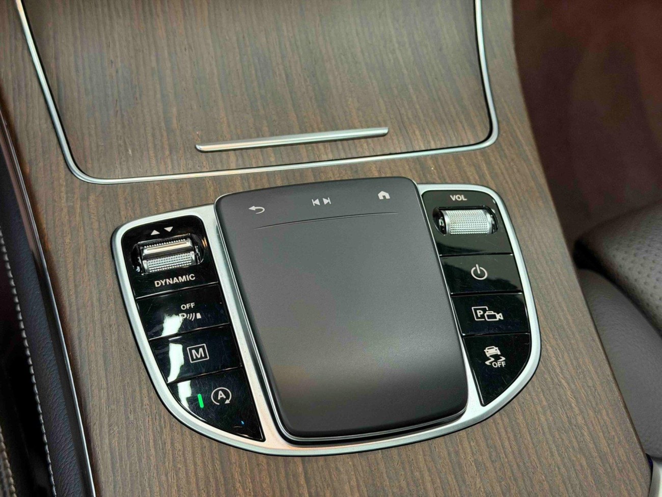 Mercedes-Benz GLC 300 L 2021