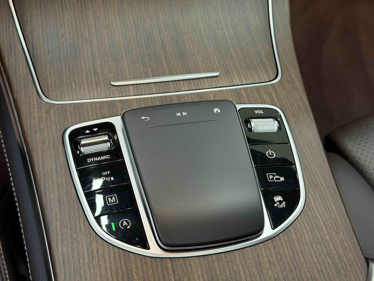 Mercedes-Benz GLC 300 L 2021