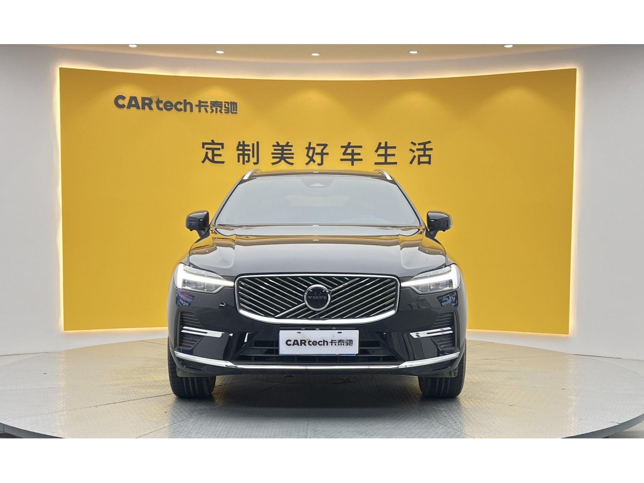 Volvo XC60 2025