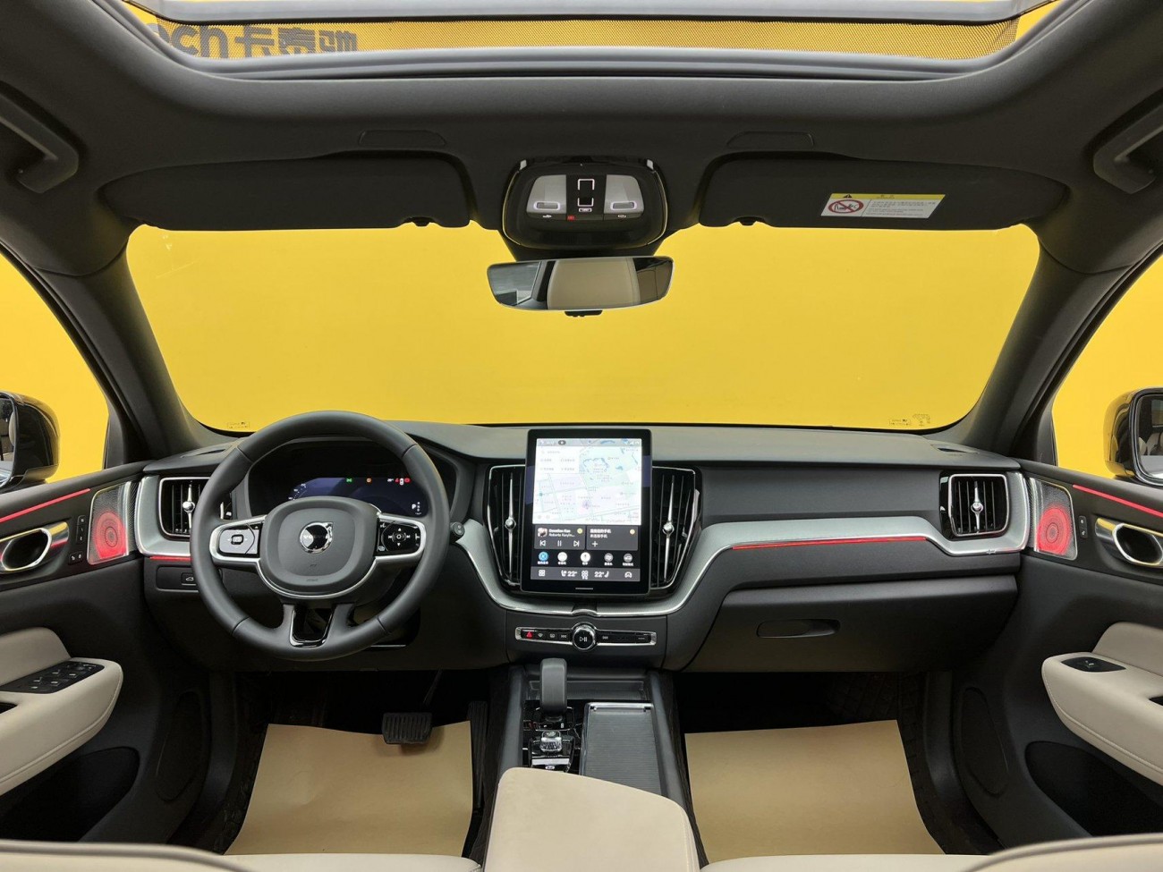 Volvo XC60 2025