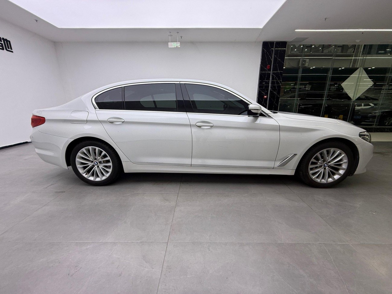 BMW 525Li 2019