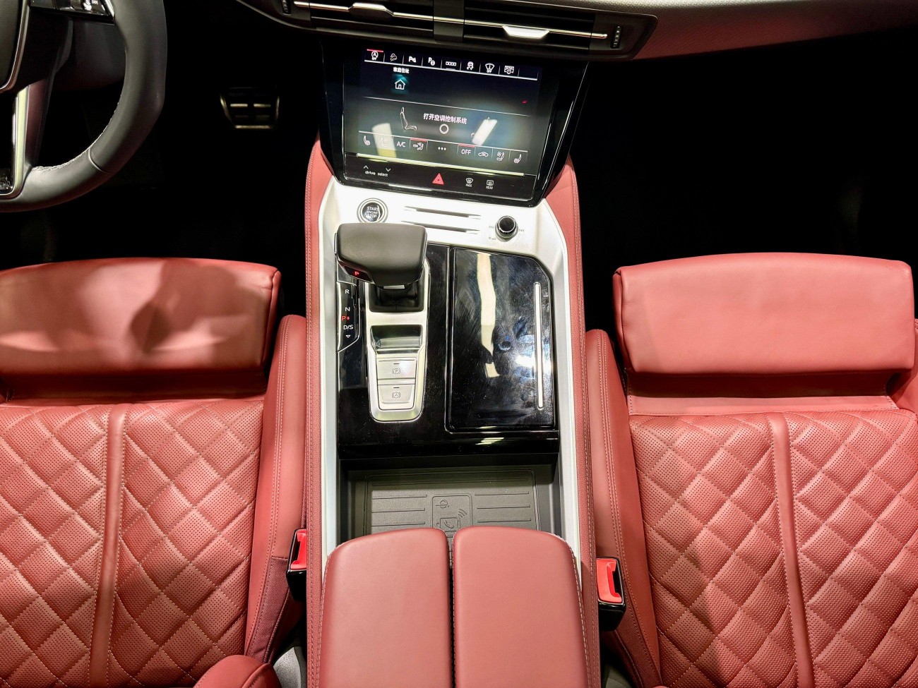 Audi Q6 45 TFSI 2023