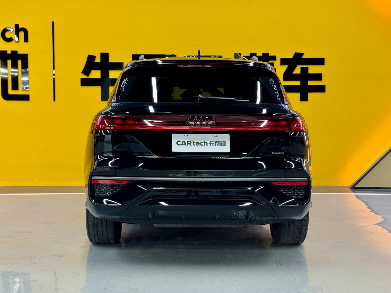 Audi Q6 45 TFSI 2023