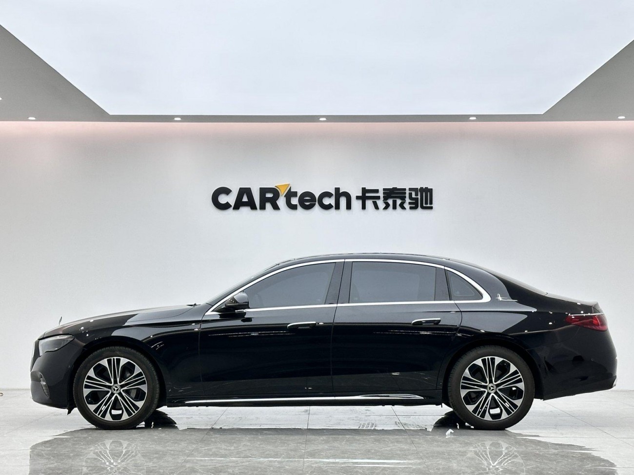 Mercedes-Benz E 300 L 2025