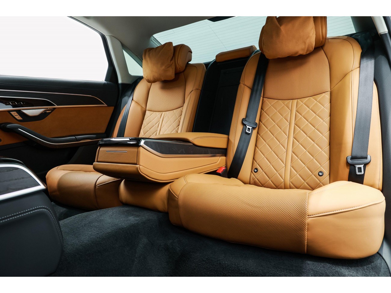 Audi A8L 50 TFSI 2024