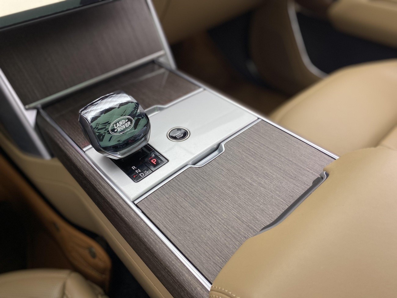 Land Rover Range Rover 2025