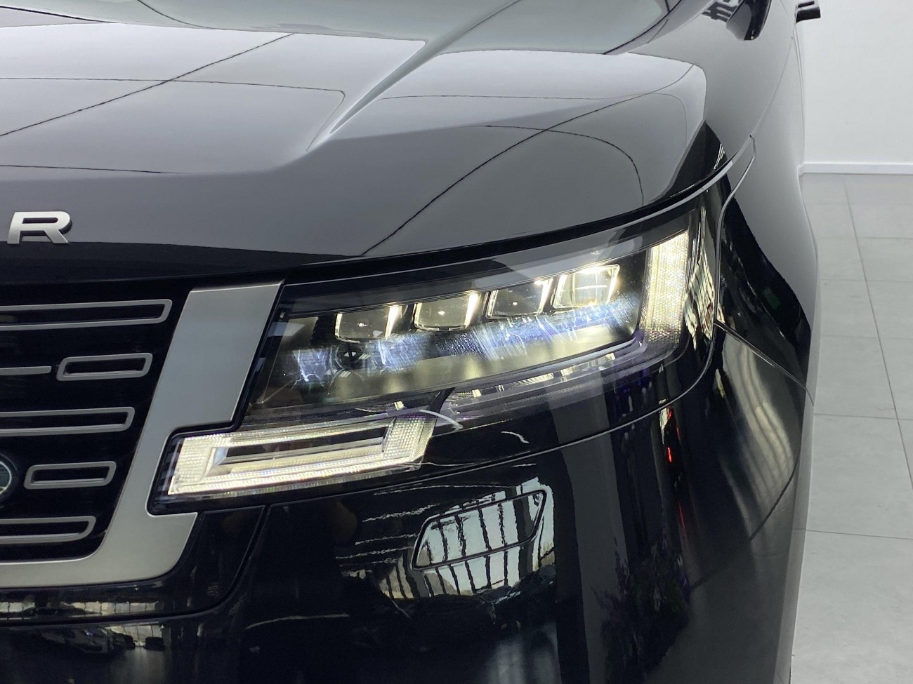 Land Rover Range Rover 2025