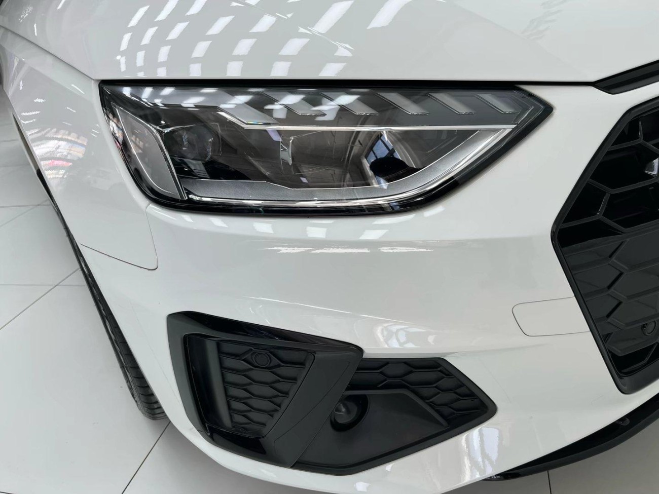 Audi A4L 40 TFSI 2023