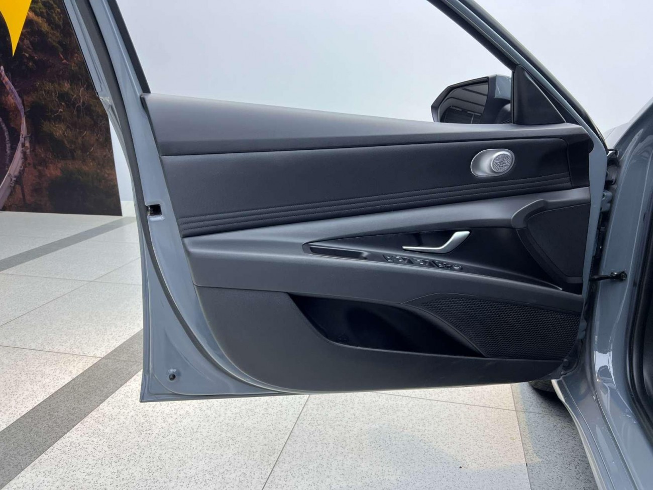 Hyundai Elantra 2022