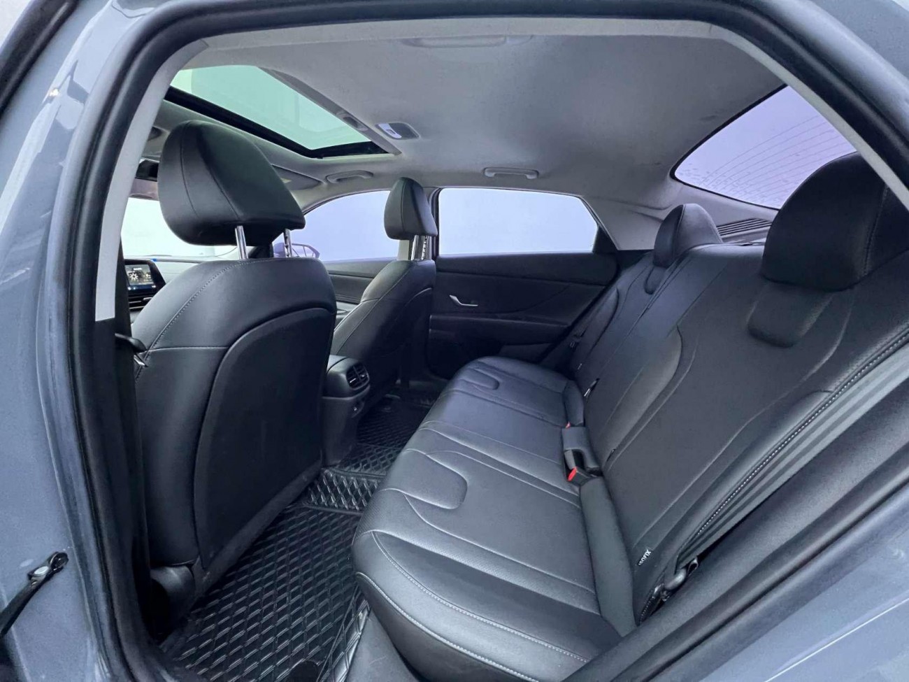 Hyundai Elantra 2022