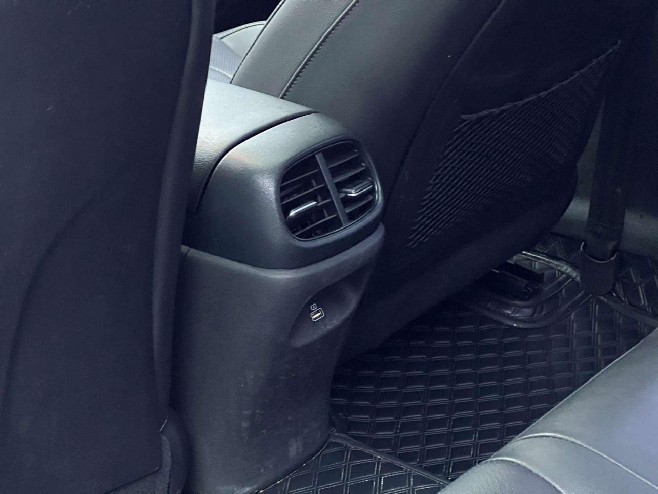 Hyundai Elantra 2022