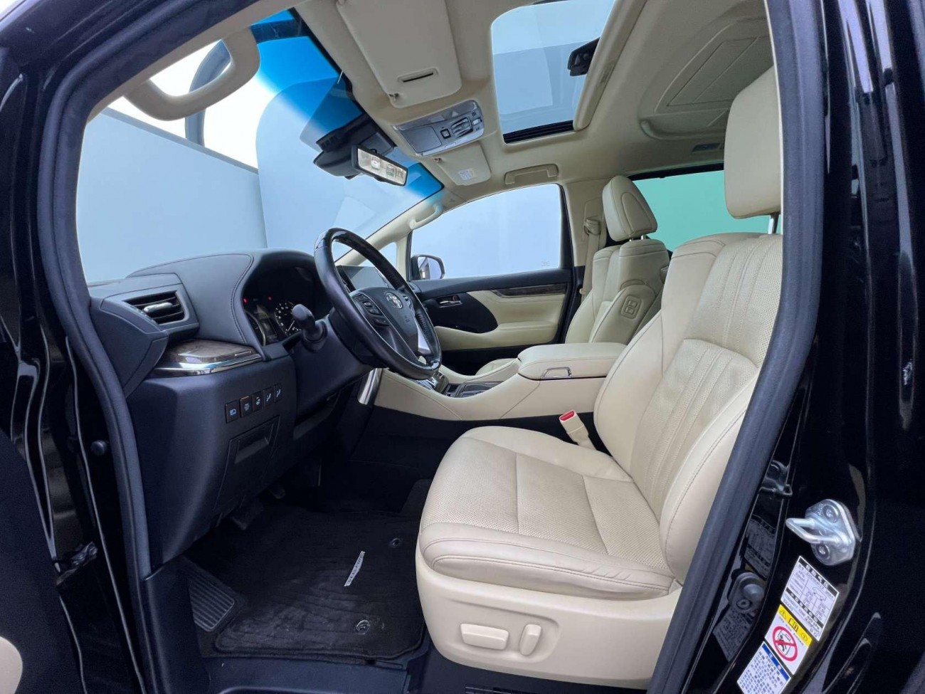 Toyota Vellfire 2020