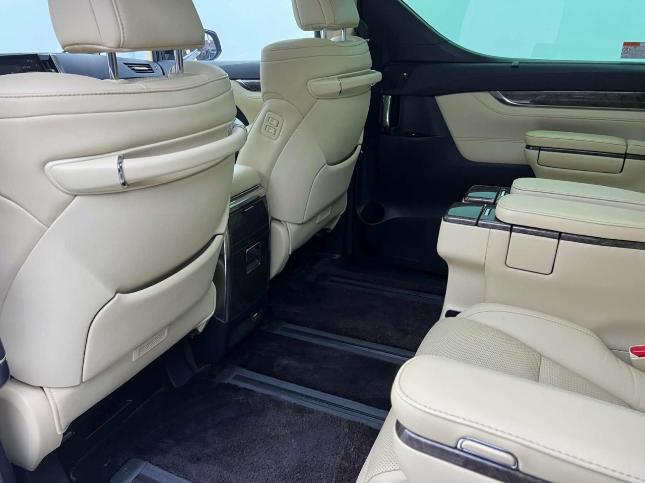Toyota Vellfire 2020