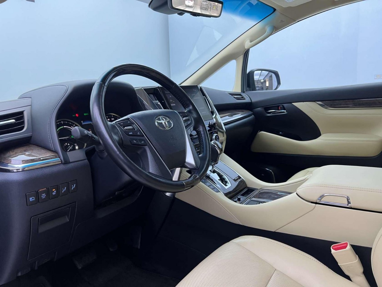 Toyota Vellfire 2020