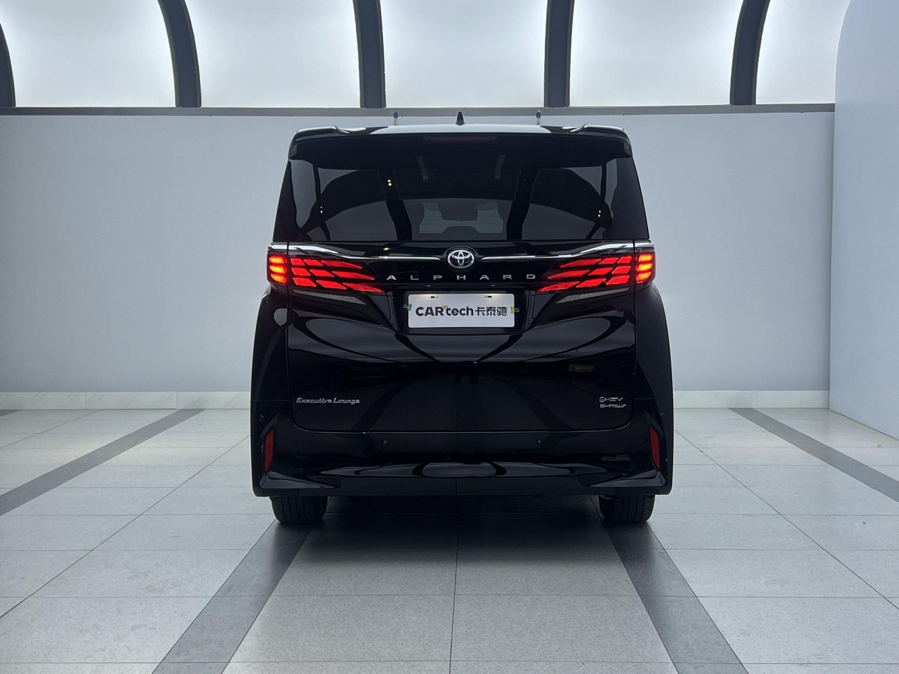 Toyota Alphard 2025