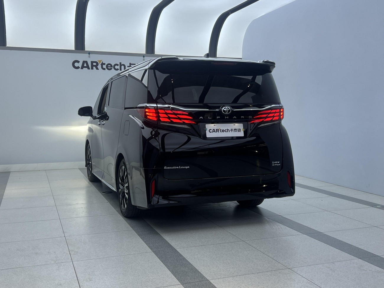Toyota Alphard 2025