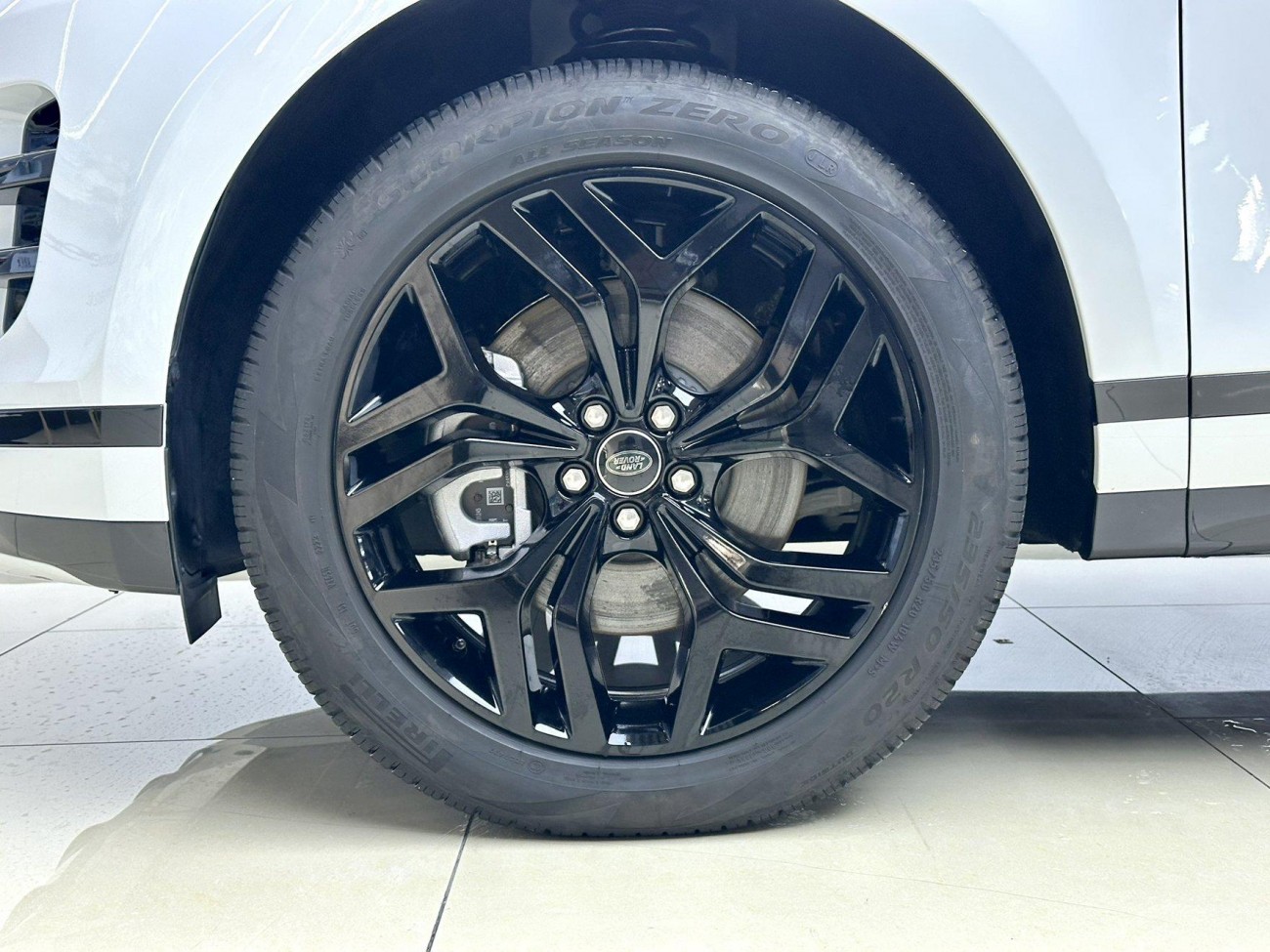 Land Rover Range Rover 2023