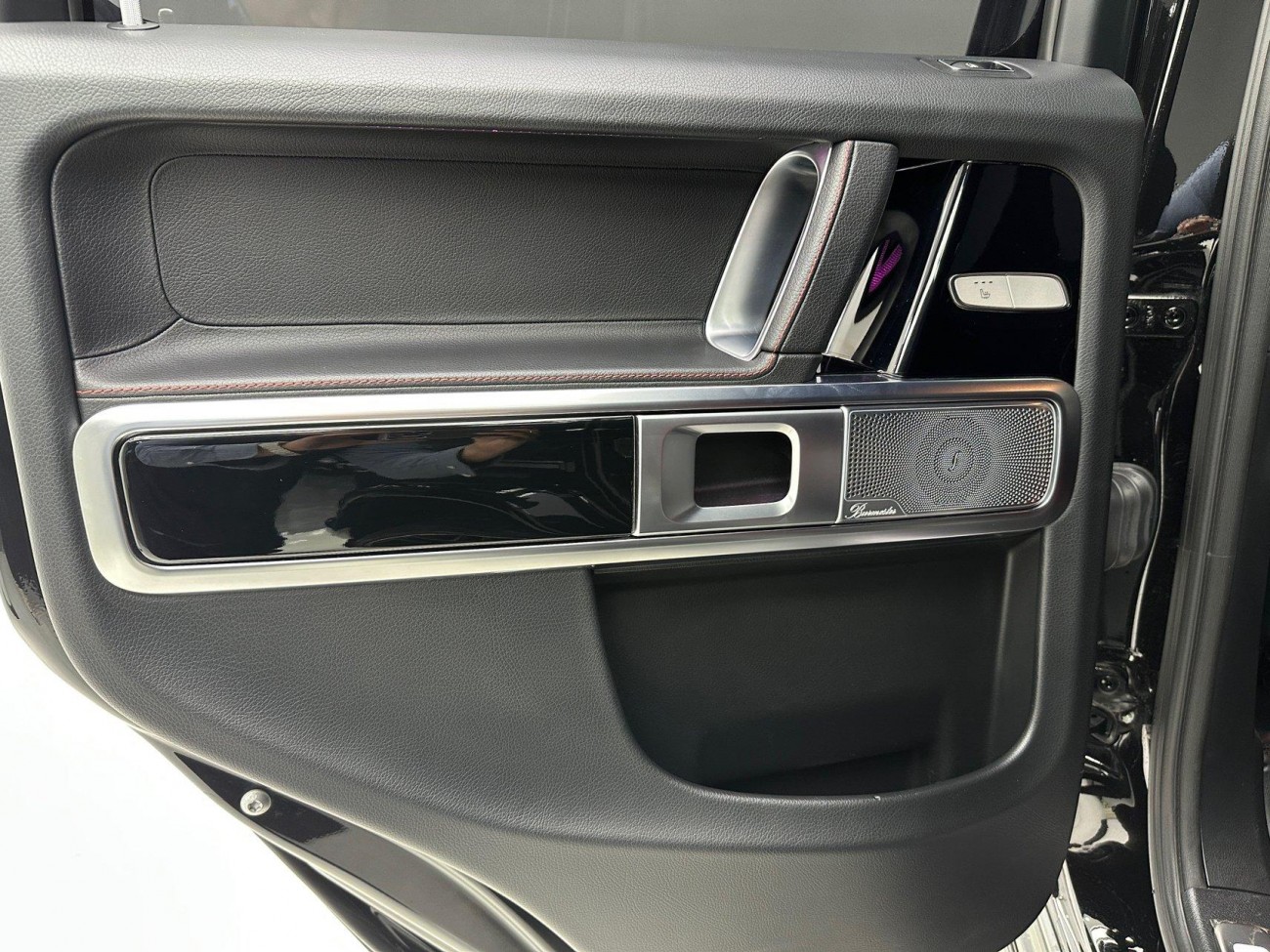 Mercedes-Benz G400d 2023