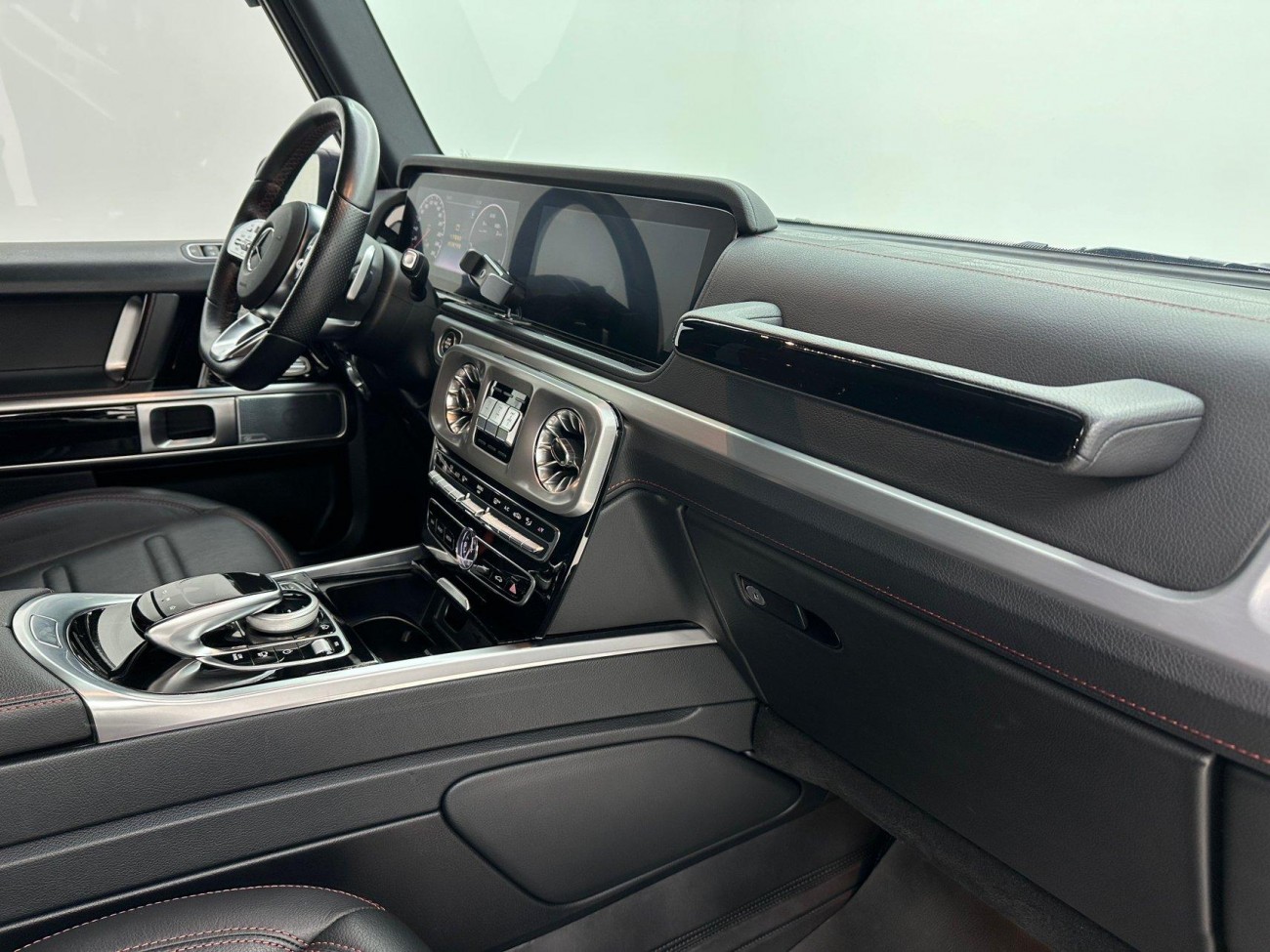 Mercedes-Benz G400d 2023