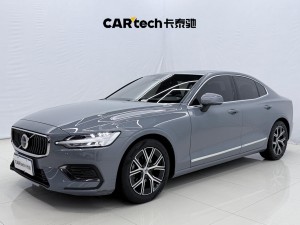 Volvo S60 2023
