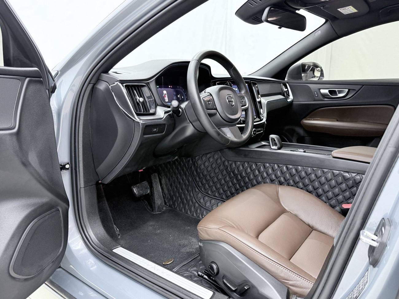 Volvo S60 2023