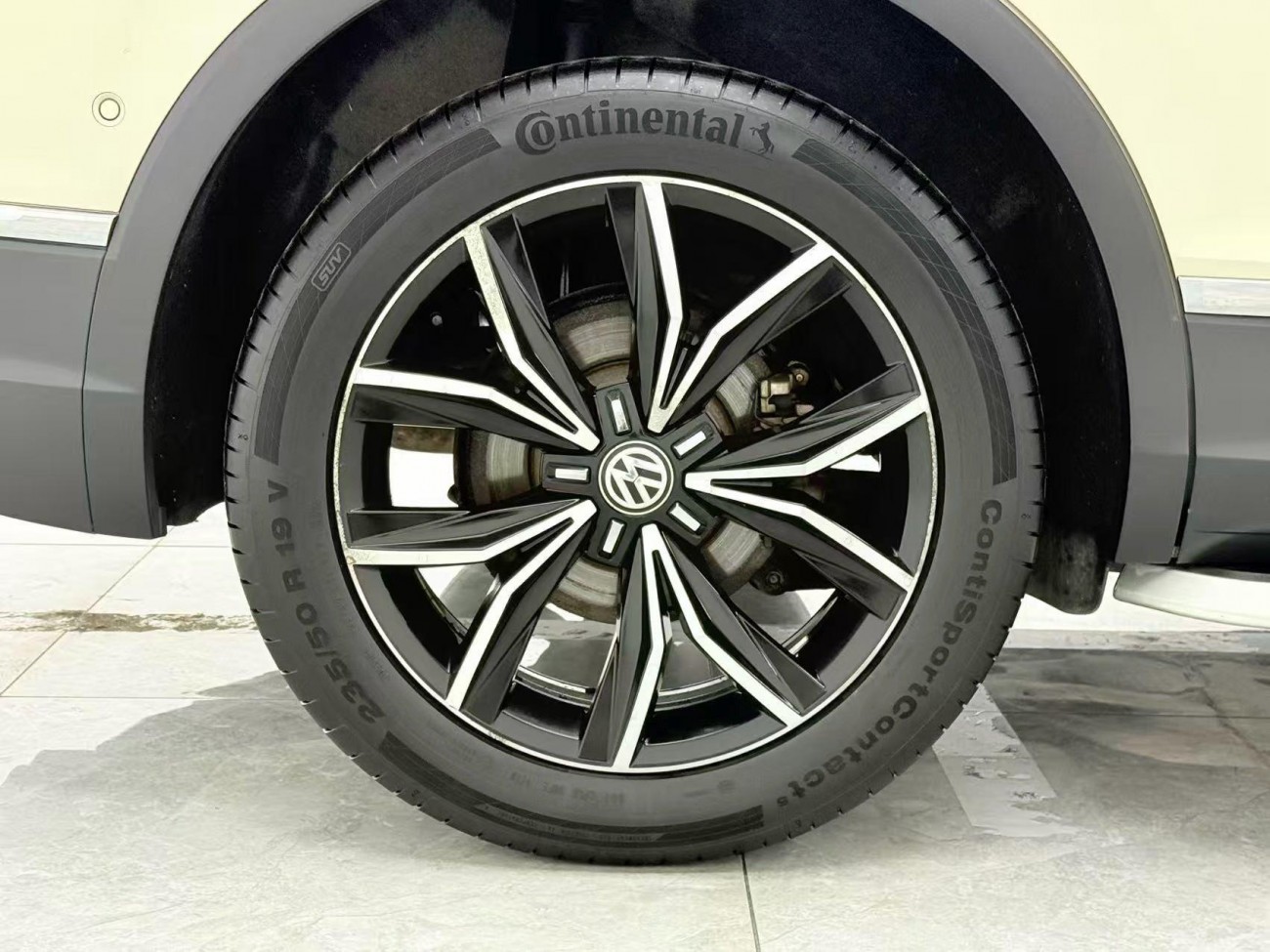 Volkswagen Tiguan L 2019