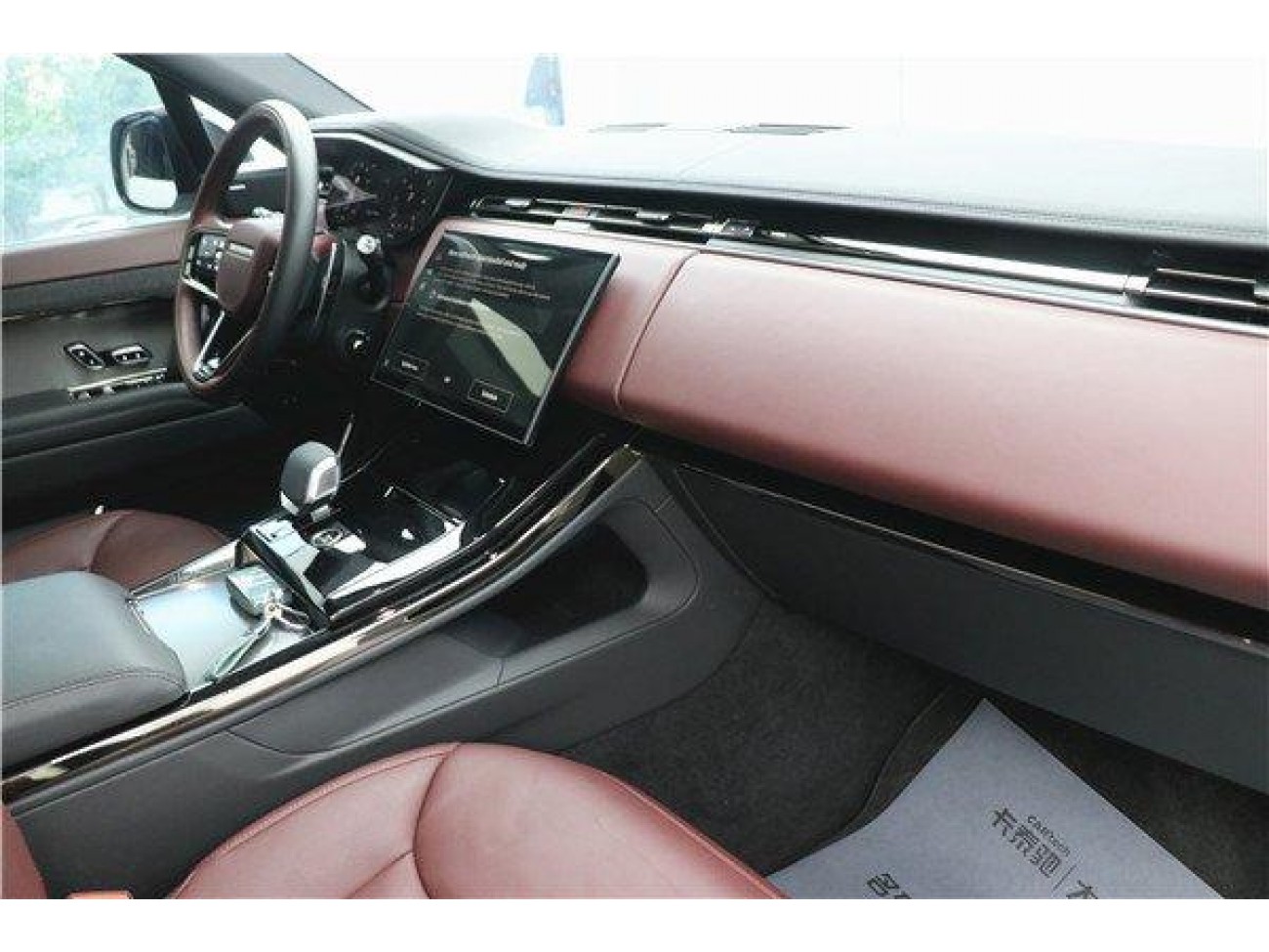 Land Rover Range Rover Sport 2024