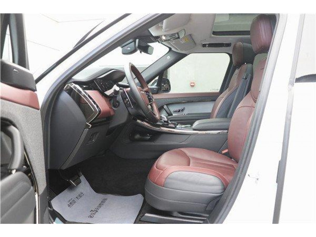 Land Rover Range Rover Sport 2024