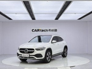 Mercedes-Benz GLA 200 2021