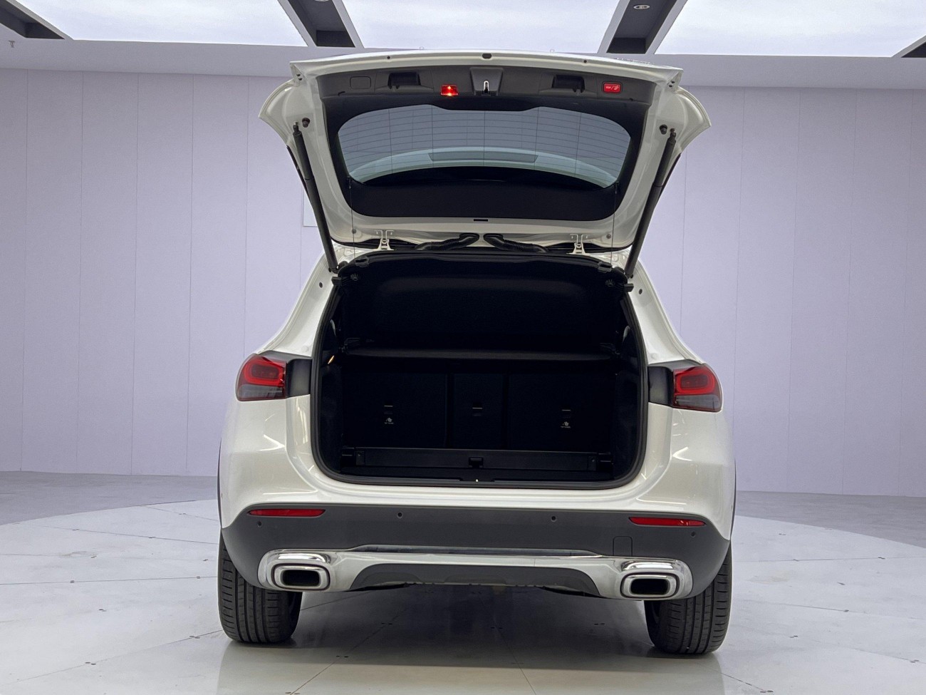 Mercedes-Benz GLA 200 2021