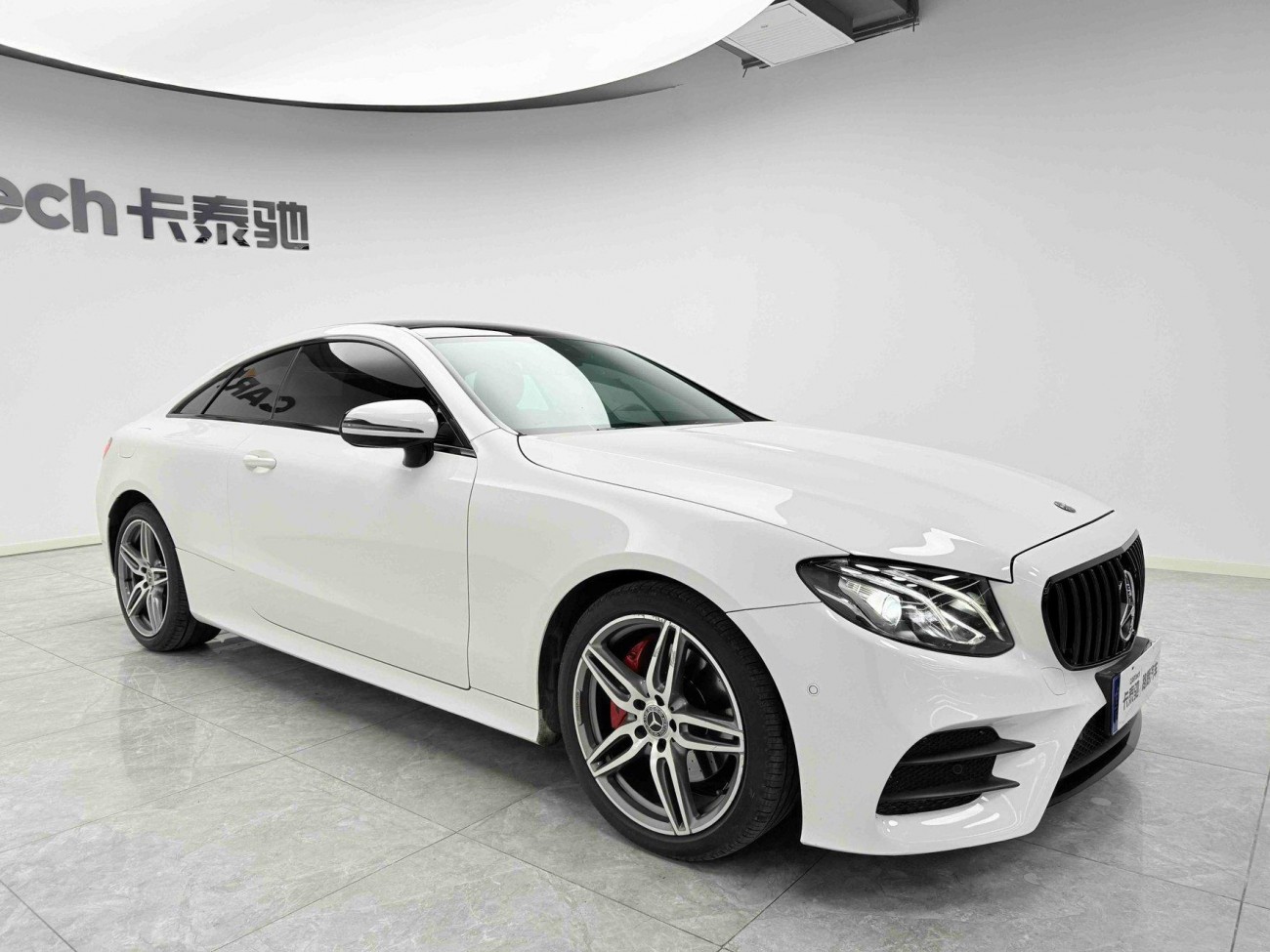 Mercedes-Benz E 200 4MATIC 2019