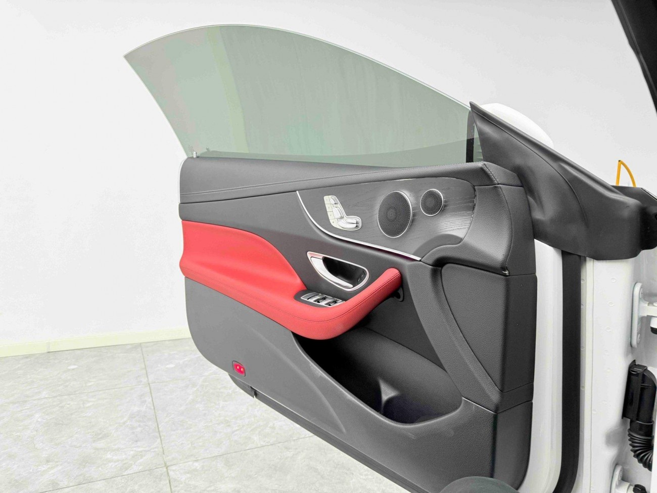 Mercedes-Benz E 200 4MATIC 2019