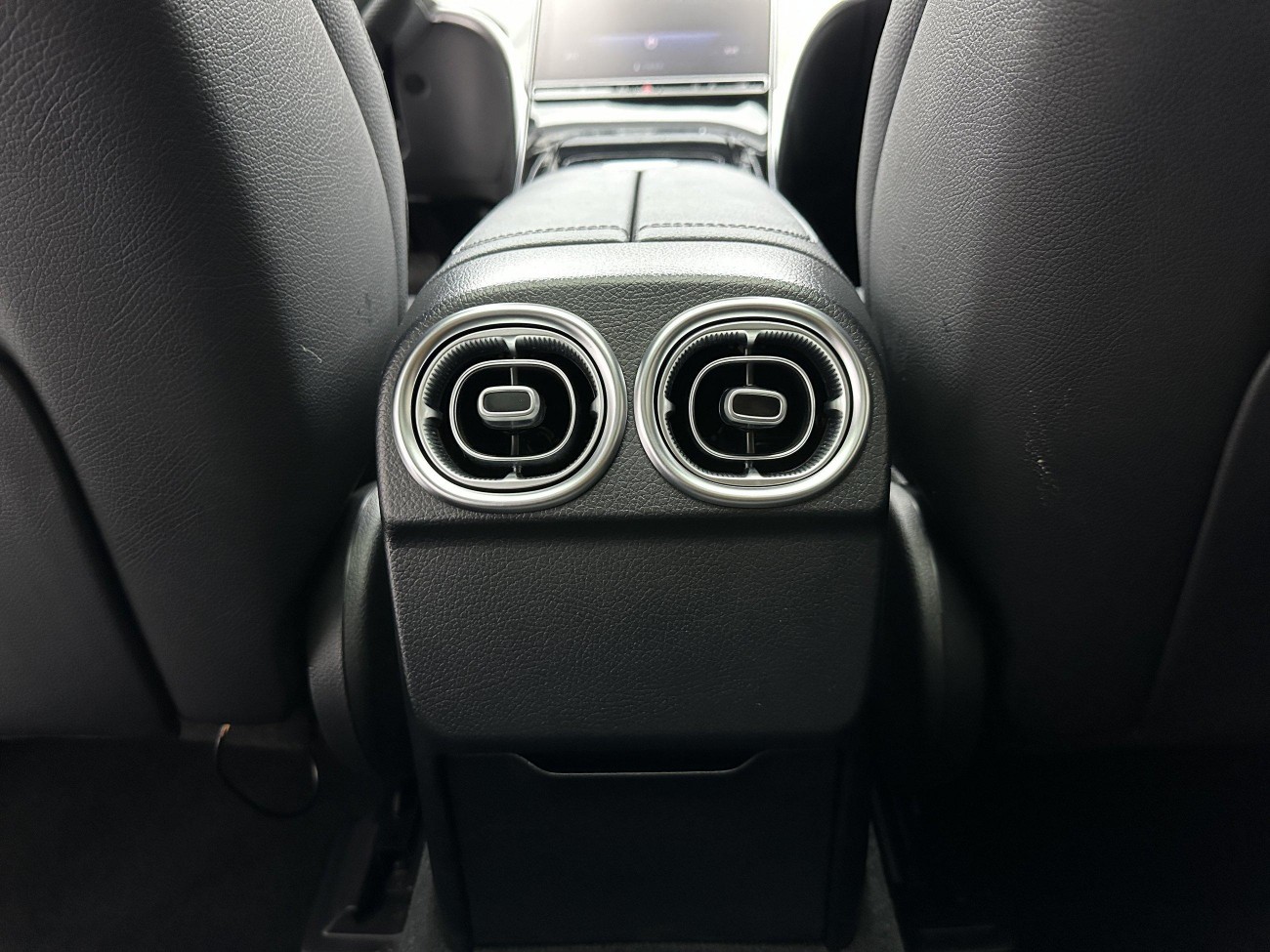 Mercedes-Benz C 260 L 2024
