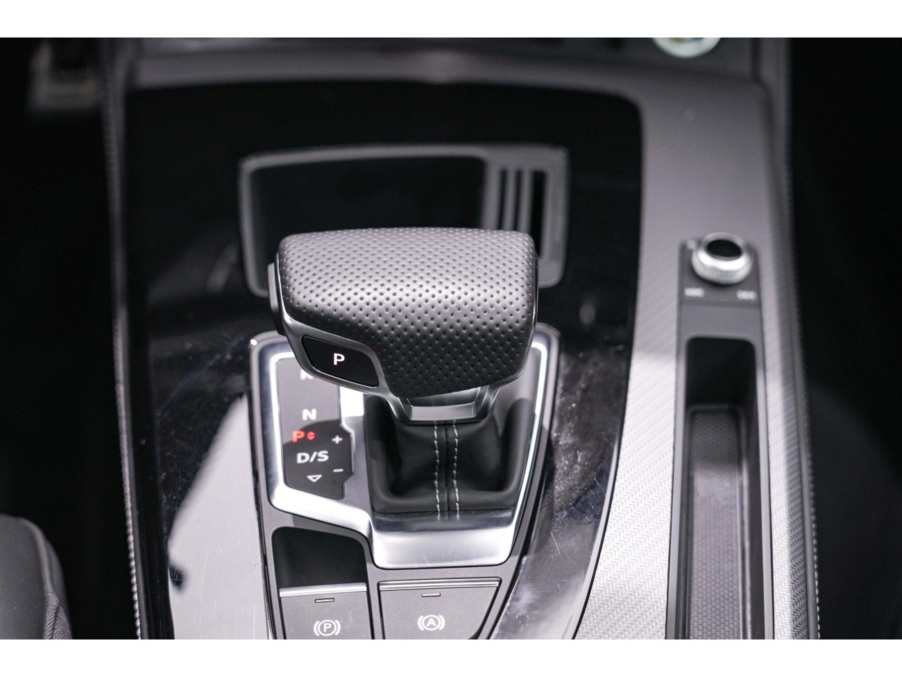 Audi Q5L 2024