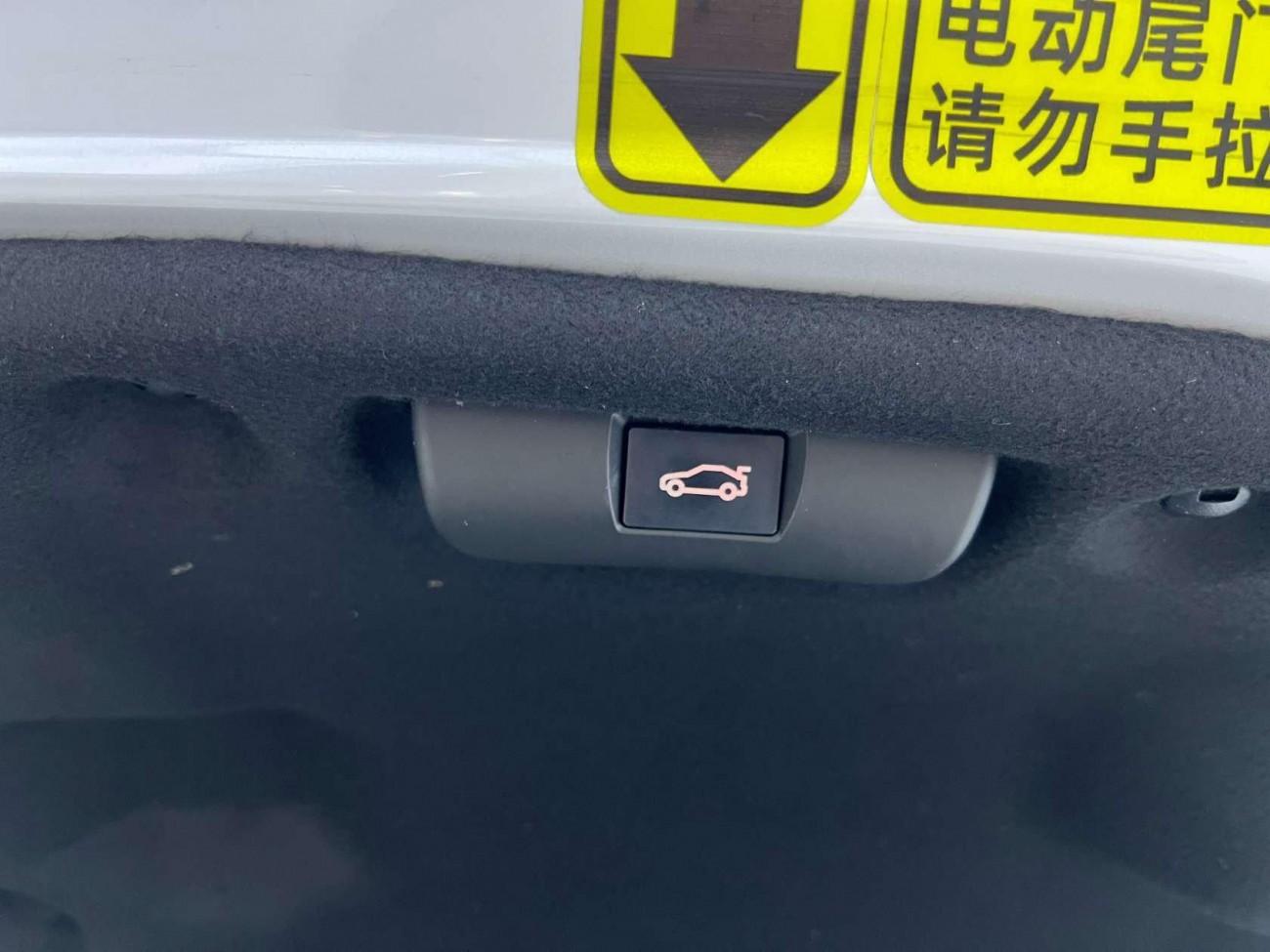 Lexus ES 200 2024
