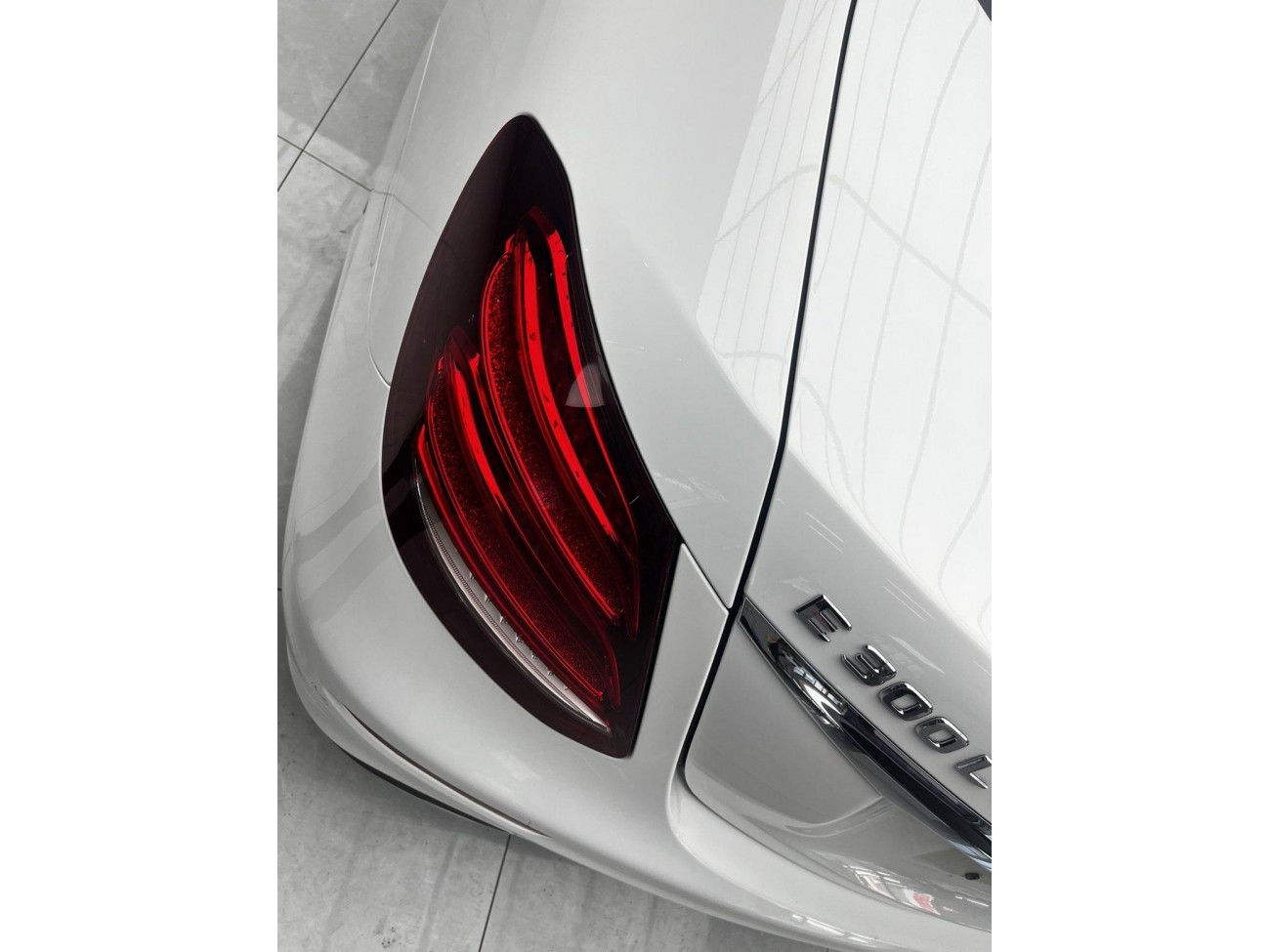 Mercedes-Benz E 300 L 2020