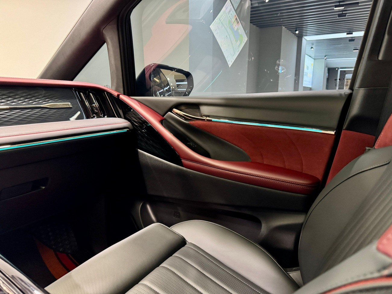 Trumpchi M8 2025