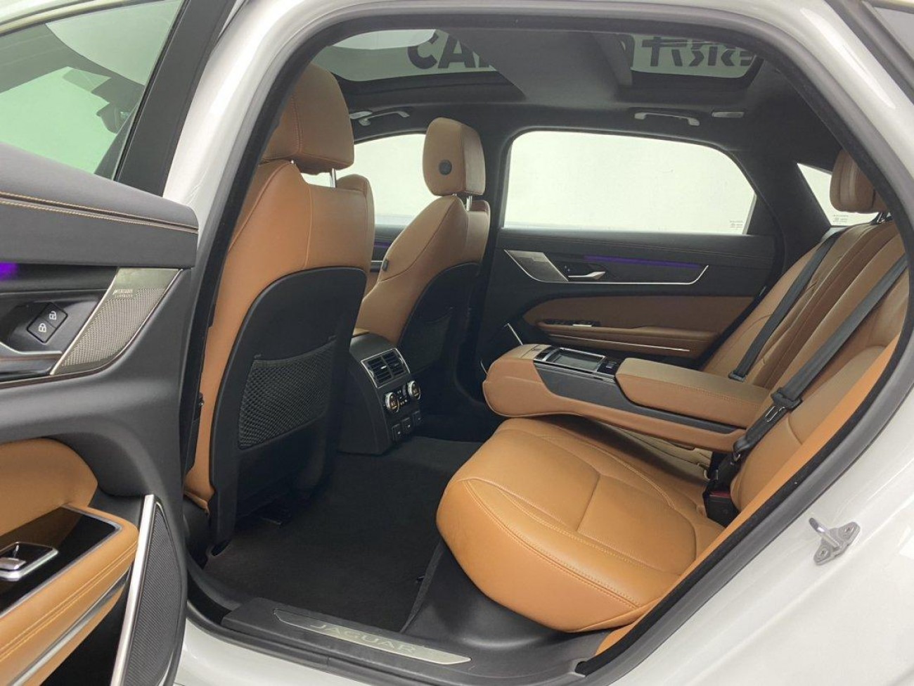 Jaguar XFL 2024